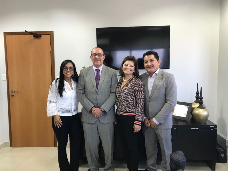 VISITA AO DESEMBARGADOR CORREGEDOR DO TRIBUNAL DE JUSTIÇA DO ESTADO DO AMAZONAS LAFAYETTE CARNEIRO  VIEIRA JÚNIOR